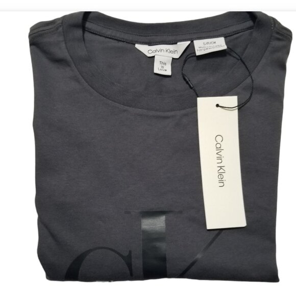 Calvin Klein Pride Relaxed Fit Monogram Logo T-Shirt‎ Love is Love Crewneck - Picture 3 of 5